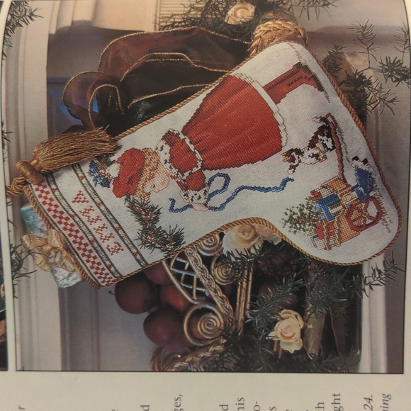 Just CrossStitch Magazine October 1998 - Picture 7 of 15